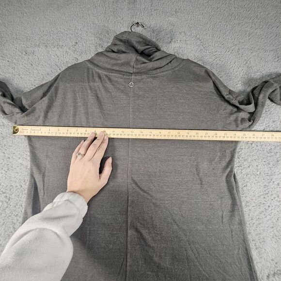 Prana Turtleneck Sweater Women M Grey Lagenlook Base Layer Logo‎ L/S Preppy Fall - Picture 8 of 9